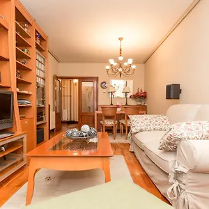 Centrico Con Vistas A La Ria! Garaje, Ideal 2-4 Apartment